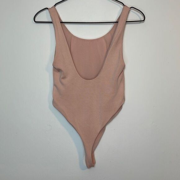 Alice + Olivia Arona Low Scoop Bodysuit S - Picture 4 of 6